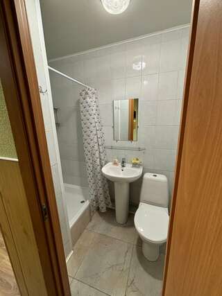 Гостиница Центральный Петрозаводск Одноместный номер с душем-2